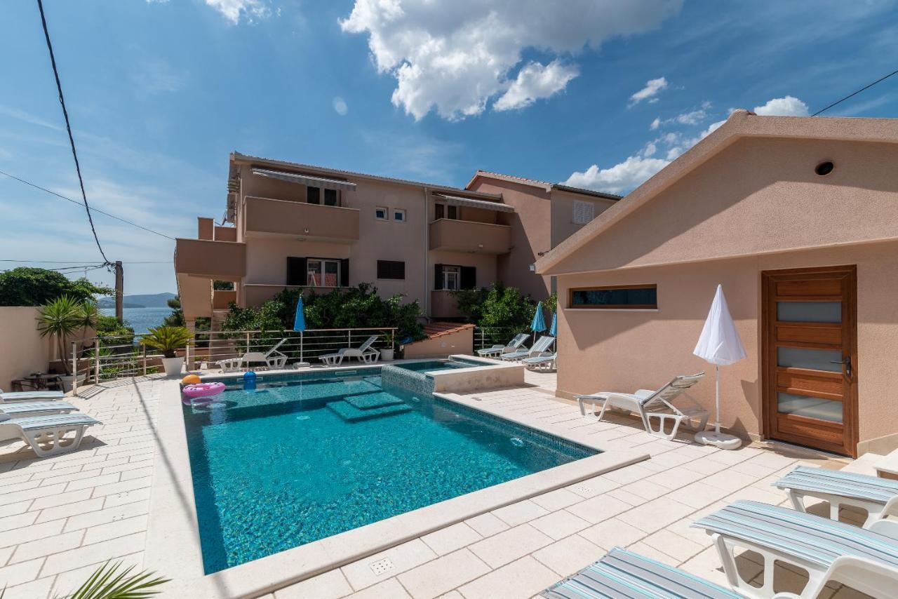 Apartments Villa Magdalena Trogir Eksteriør billede
