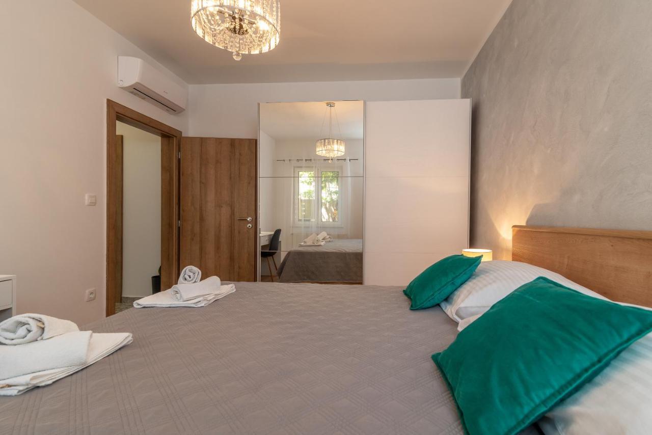 Apartments Villa Magdalena Trogir Eksteriør billede