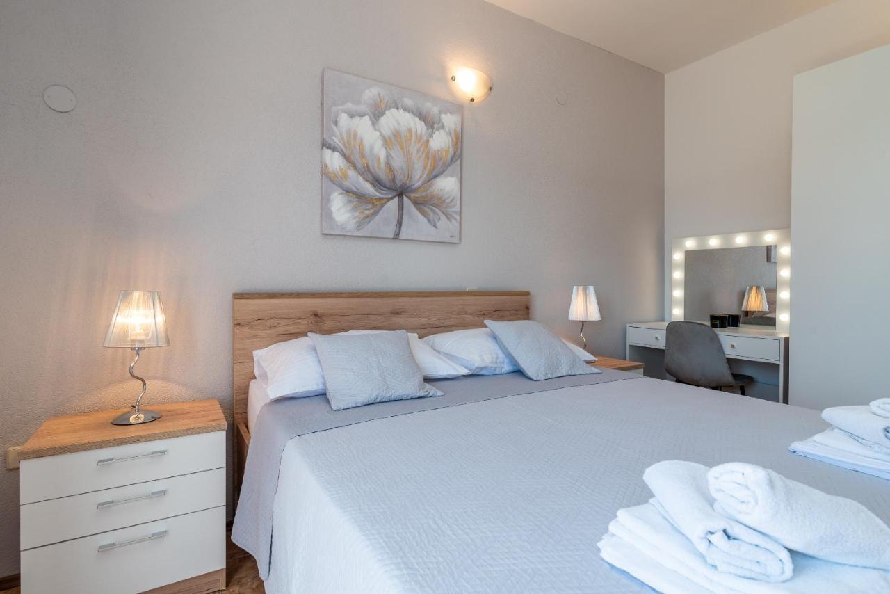 Apartments Villa Magdalena Trogir Eksteriør billede